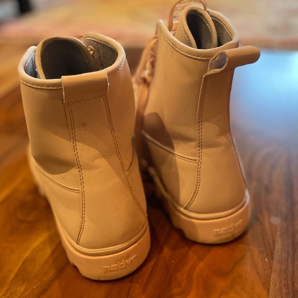 Native Boots - Picture 3 of 3